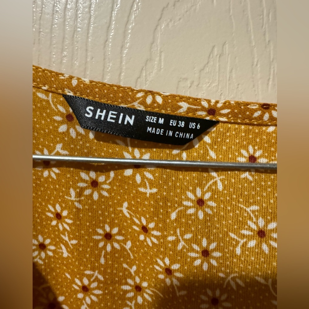 Women’s shirt